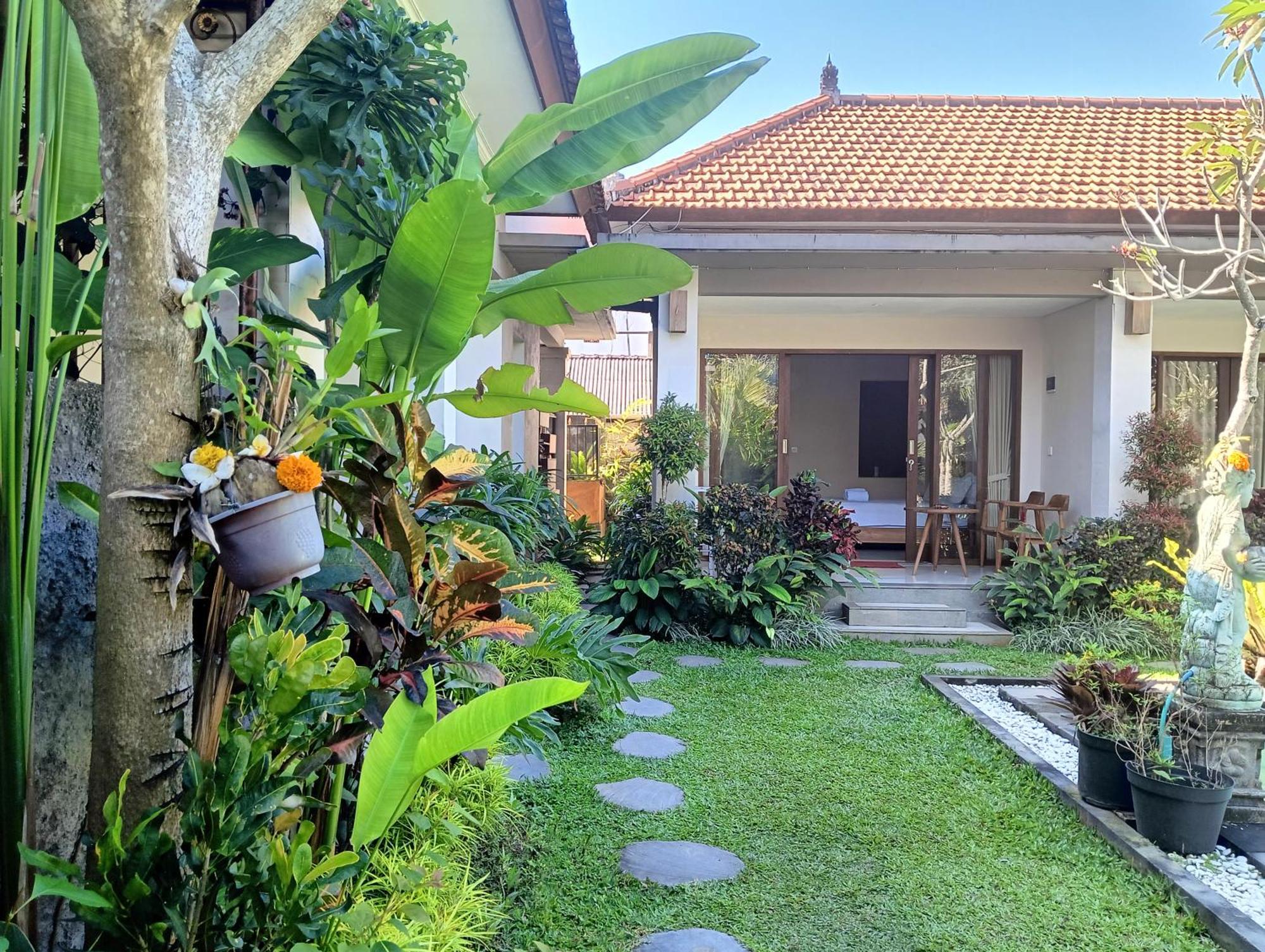 Kama Ayu Bungalow Ubud  Exterior photo
